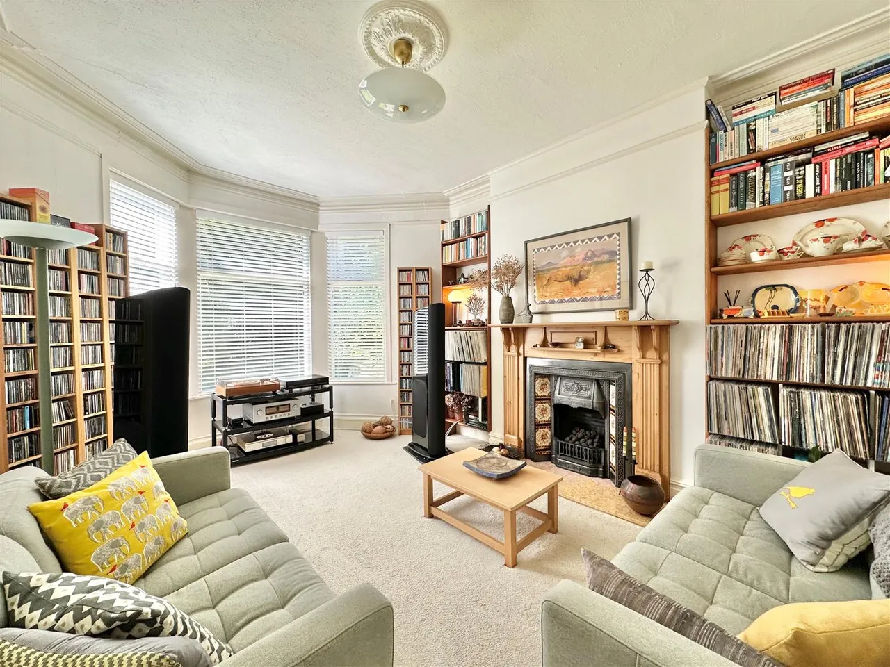 St Marys Road, New Mils, SK22, photo 2