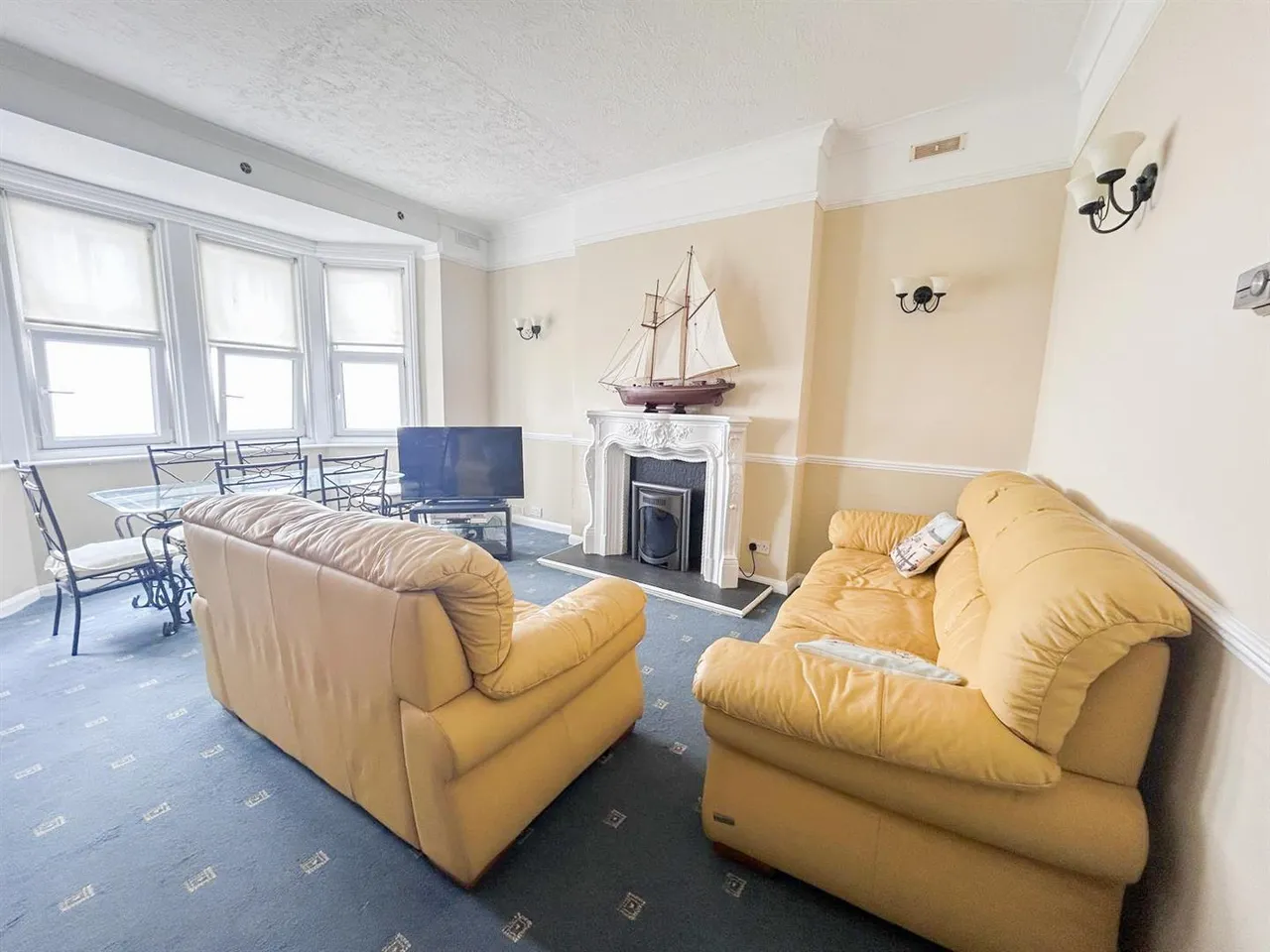 West Parade, Bexhill, TN39 3HR, photo 4