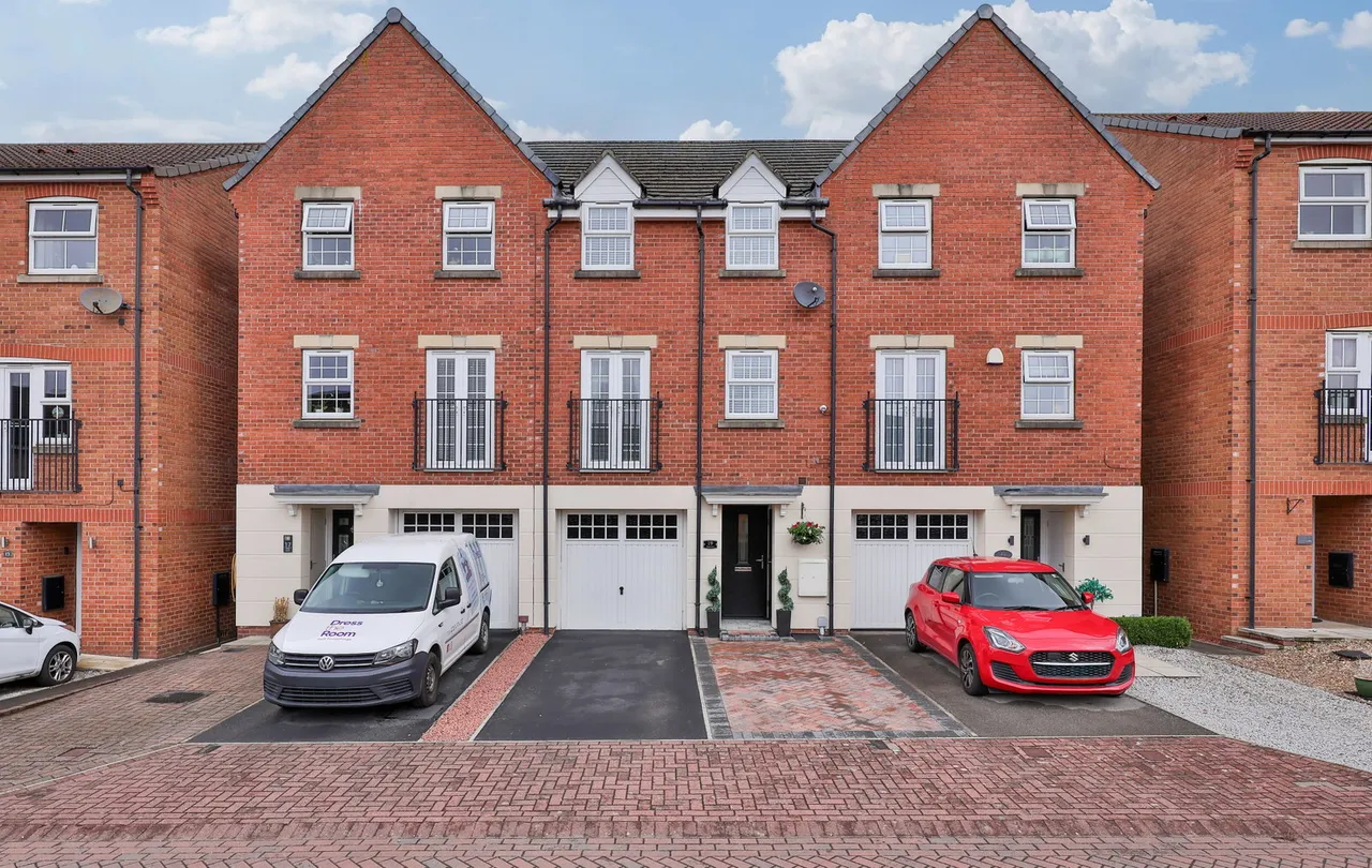 3 bed house for sale, Kings Court, Market Weighton