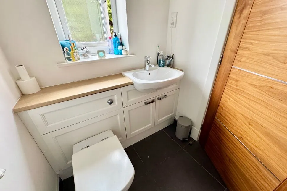 Wybunbury Road, Willaston, Cheshire, CW5, photo 11