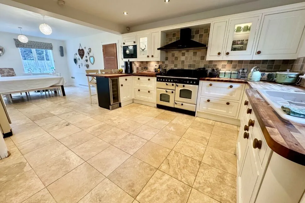 Wybunbury Road, Willaston, Cheshire, CW5, photo 4