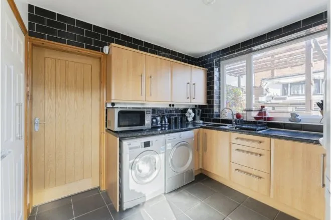 Windways, Ellesmere Port, CH66, photo 10