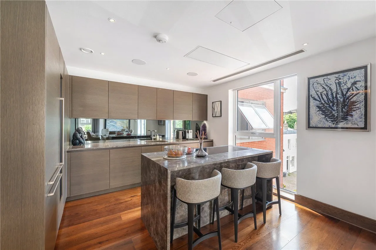 Logan Place, Kensington, London, W8, photo 4