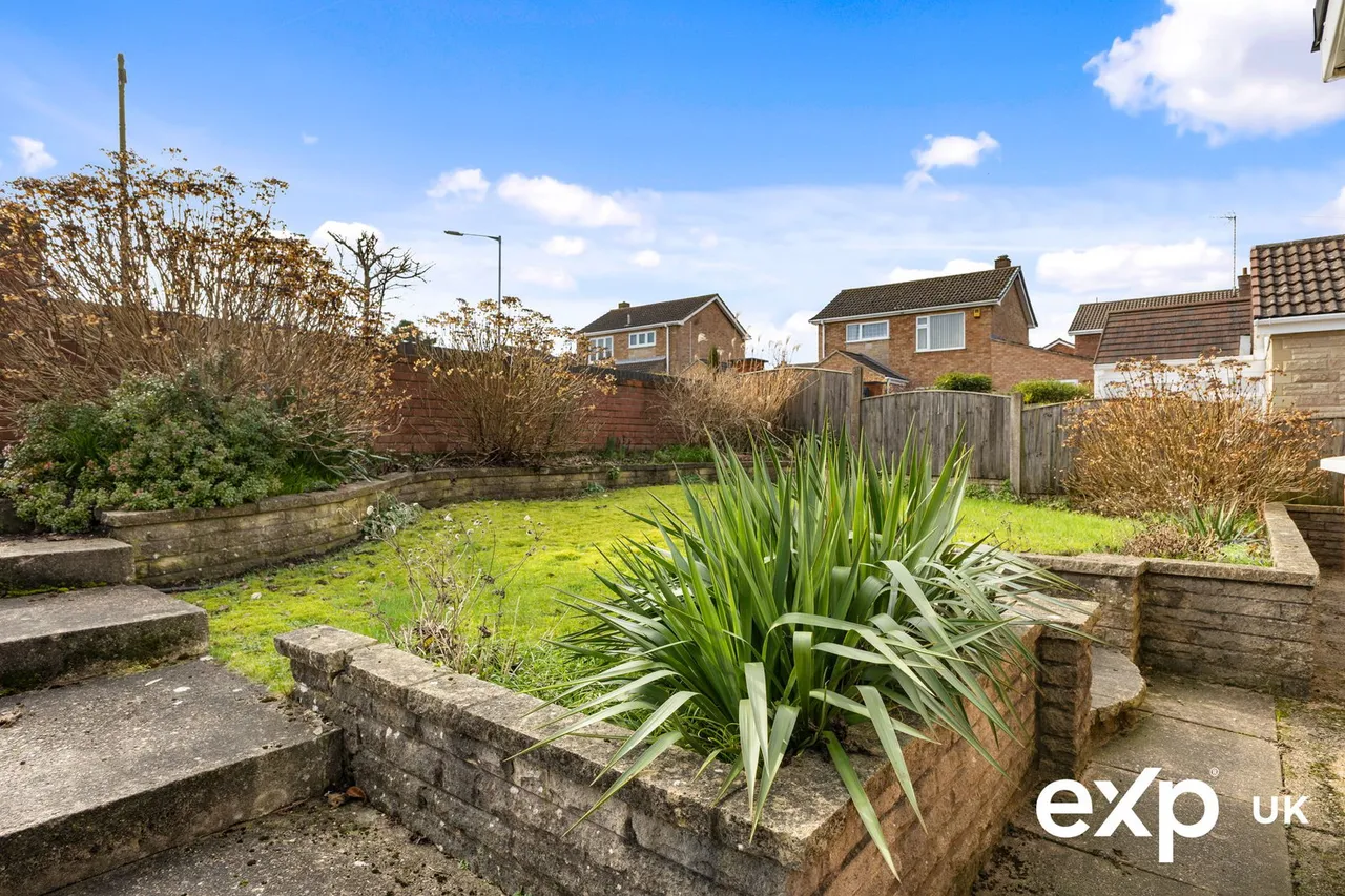 Bretton Road, Ravenshead, photo 26