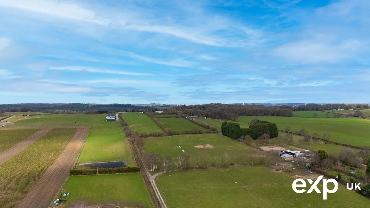Bretton Road, Ravenshead, photo 29