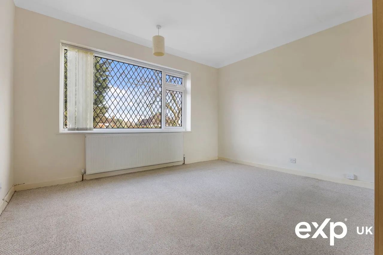 Bretton Road, Ravenshead, photo 16