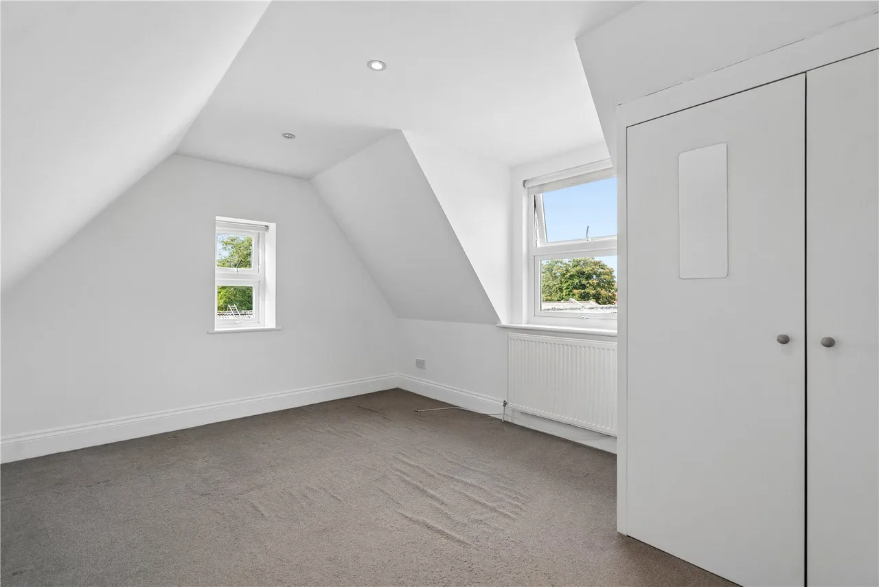Hawks Road, Kingston upon Thames, KT1, photo 8
