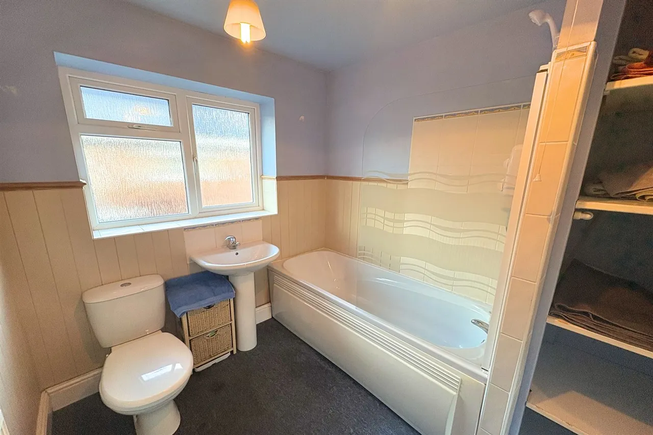 Elmore Close, Crewe, photo 8