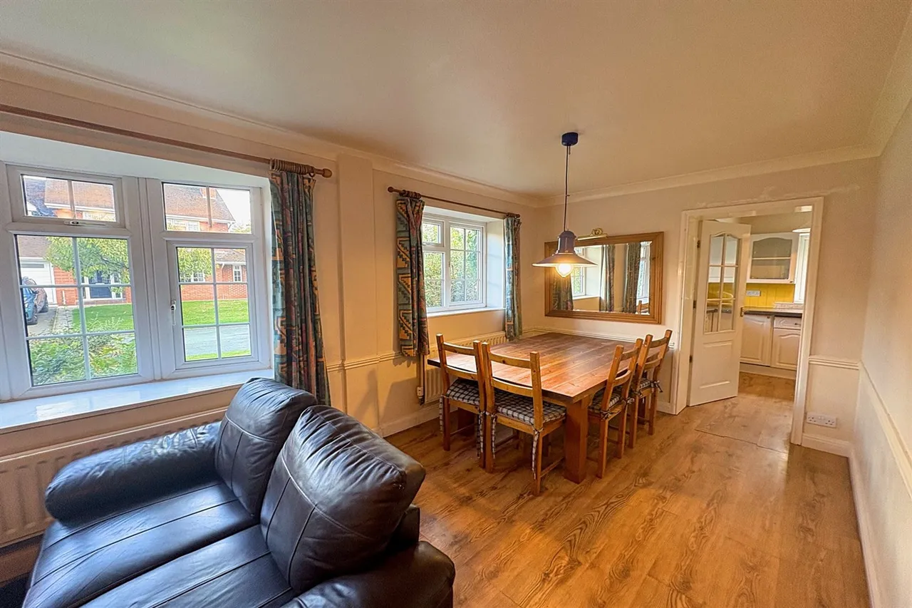 Elmore Close, Crewe, photo 5