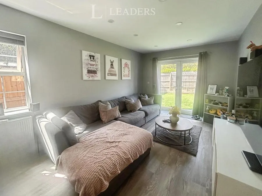 Bartons Road, Havant, PO9, photo 6