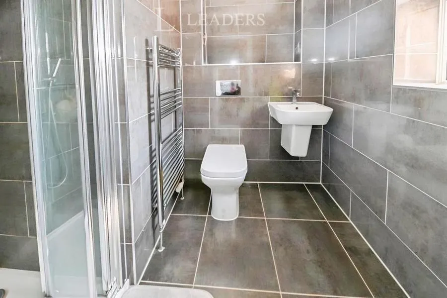 Bartons Road, Havant, PO9, photo 11