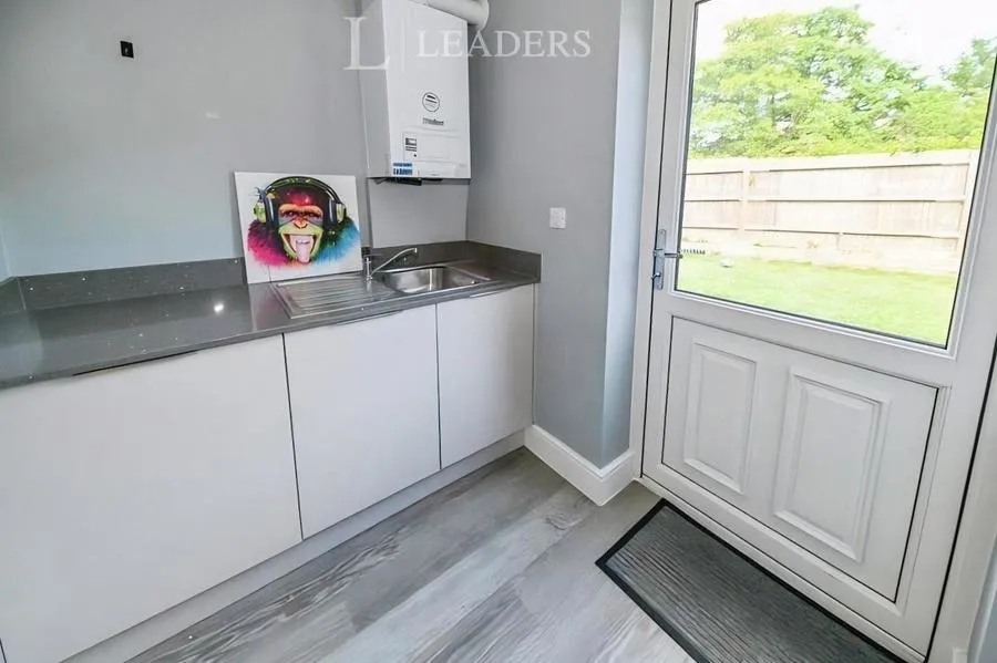 Bartons Road, Havant, PO9, photo 8
