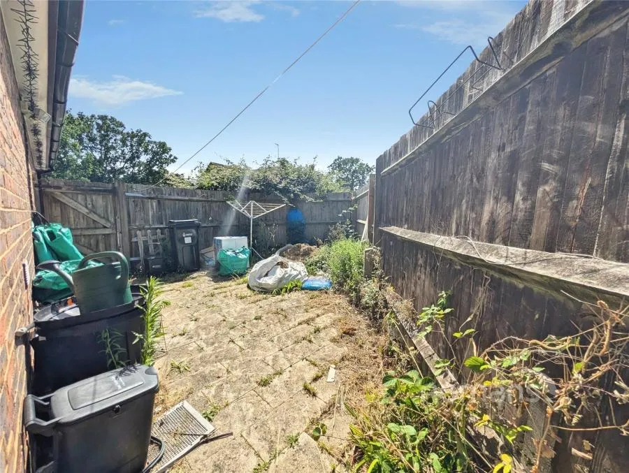 Kerris Way, Earley, RG6, photo 22