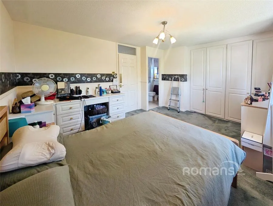 Kerris Way, Earley, RG6, photo 18
