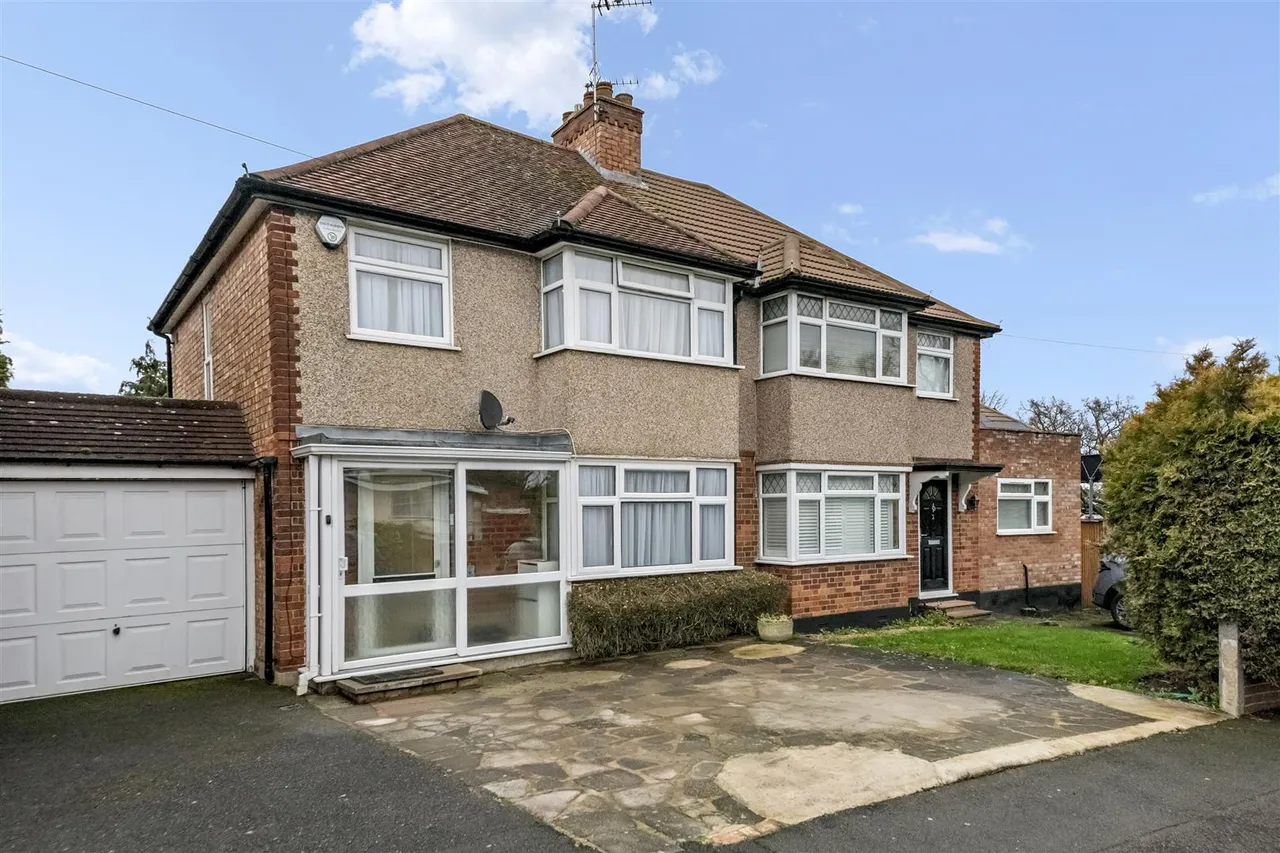 Harvey Road, Uxbridge, photo 10