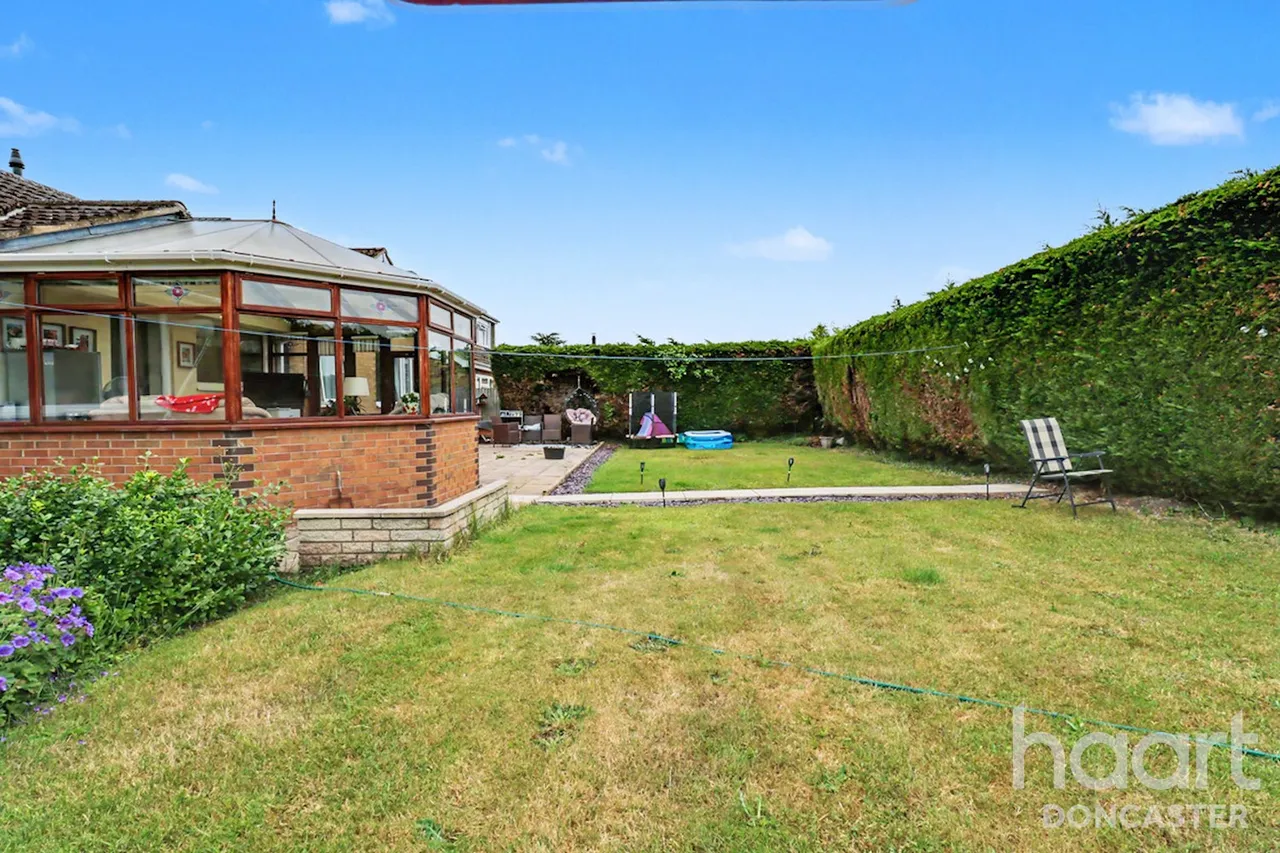 Haxey Lane, Haxey, DN9, photo 25