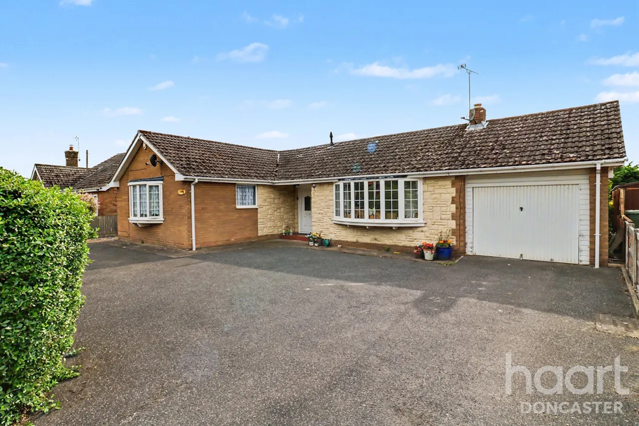 3 bed house for sale, Haxey Lane, Haxey, DN9