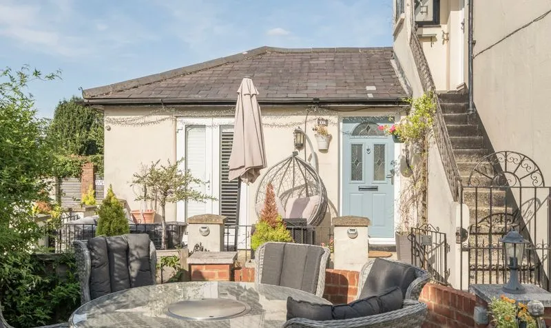 Burgh Heath Road, Epsom, KT17, photo 4