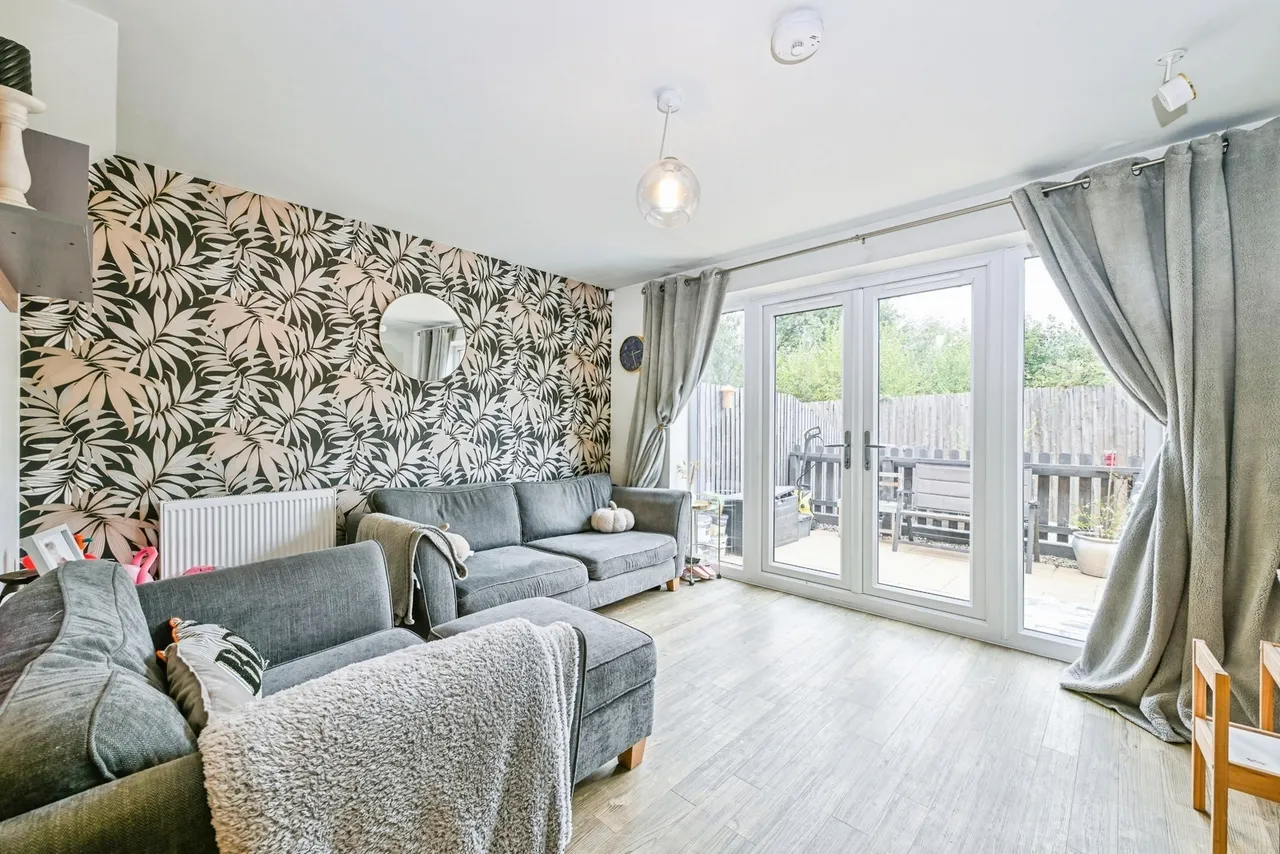 Bestwood Road, NOTTINGHAM, Nottinghamshire, NG6, photo 2