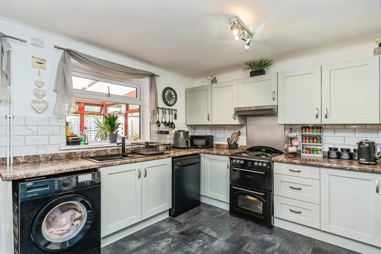 Testwood Crescent, Southampton, SO40, photo 16