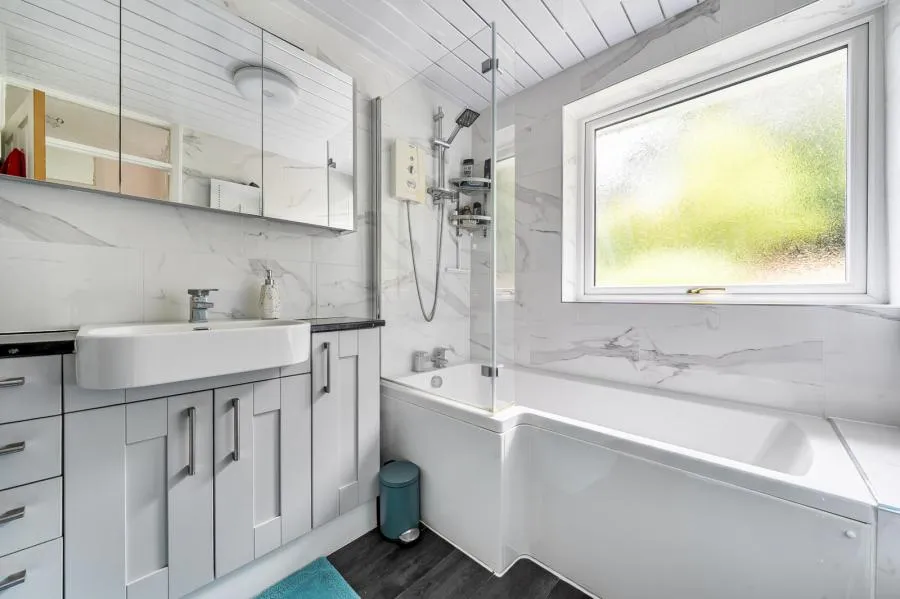 Martin Way, Woking, GU21, photo 11