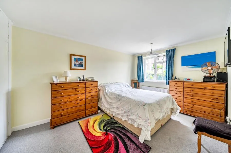Martin Way, Woking, GU21, photo 9