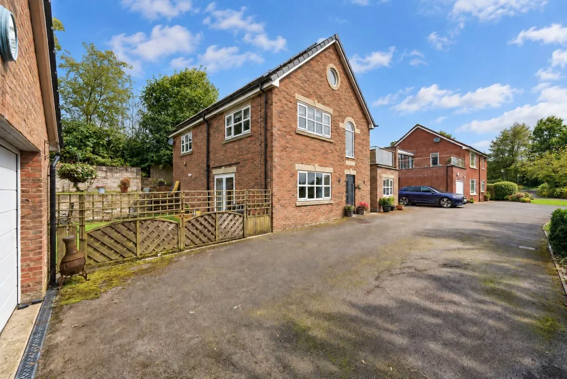 Crosse Hall Lane, Chorley, PR6, photo 48