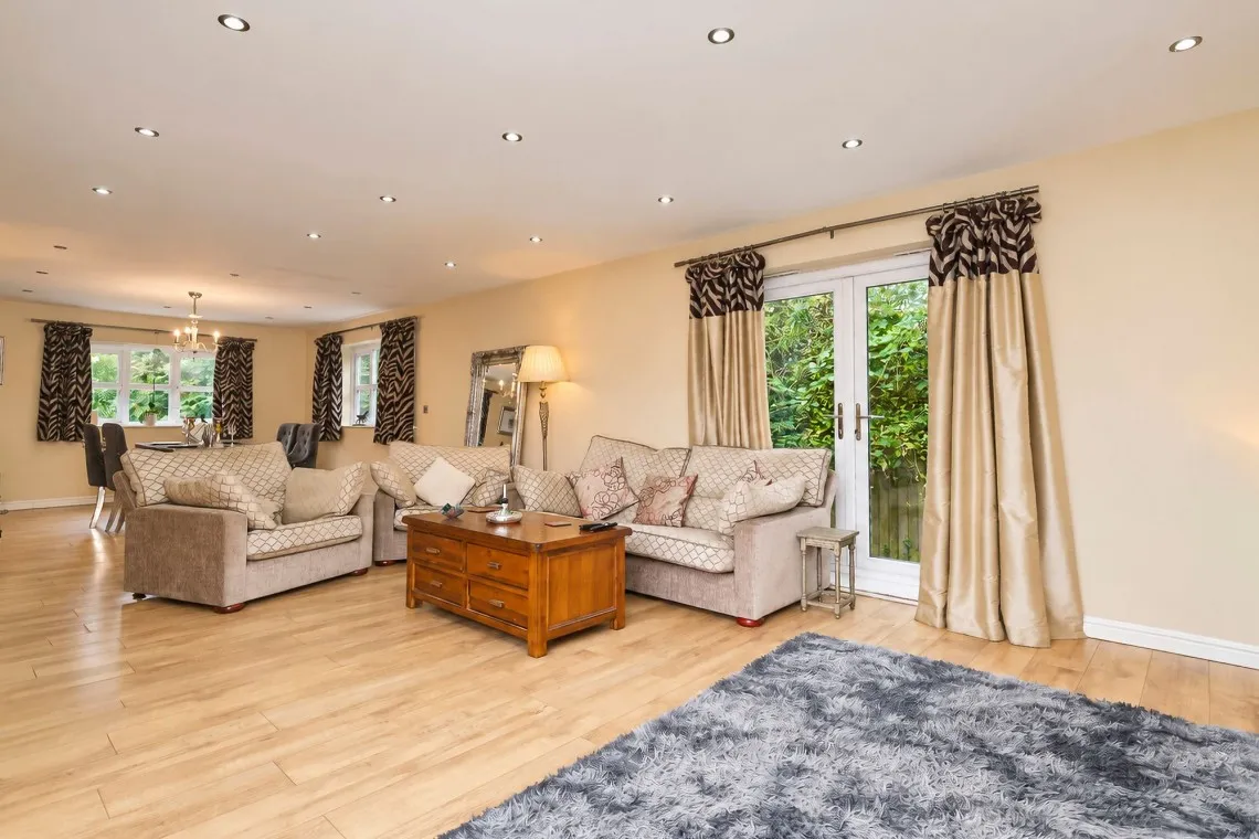 Crosse Hall Lane, Chorley, PR6, photo 10