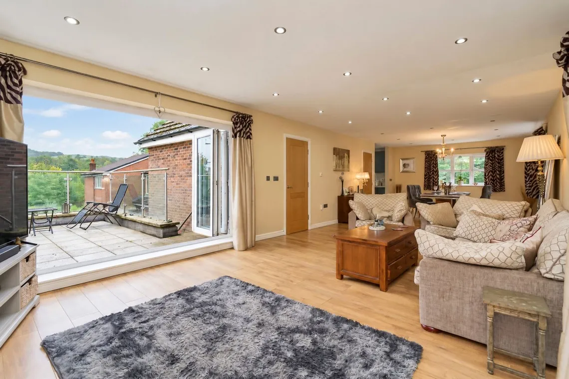 Crosse Hall Lane, Chorley, PR6, photo 5
