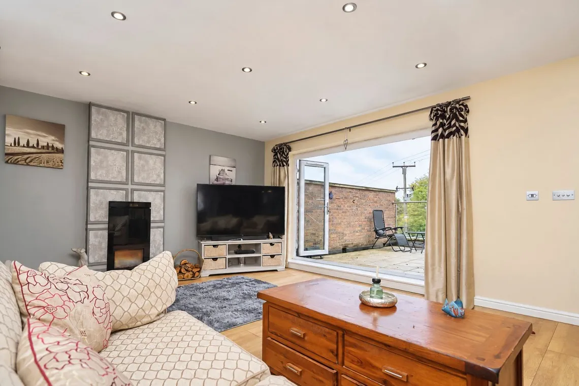 Crosse Hall Lane, Chorley, PR6, photo 8