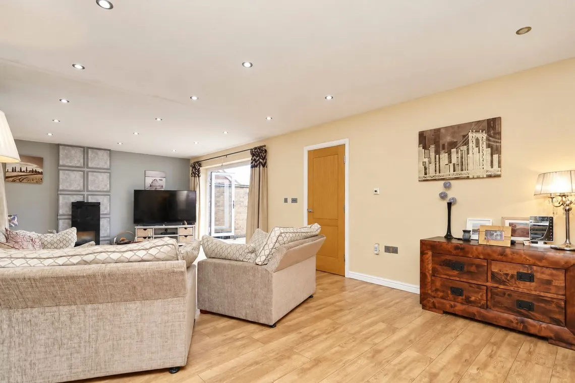 Crosse Hall Lane, Chorley, PR6, photo 11