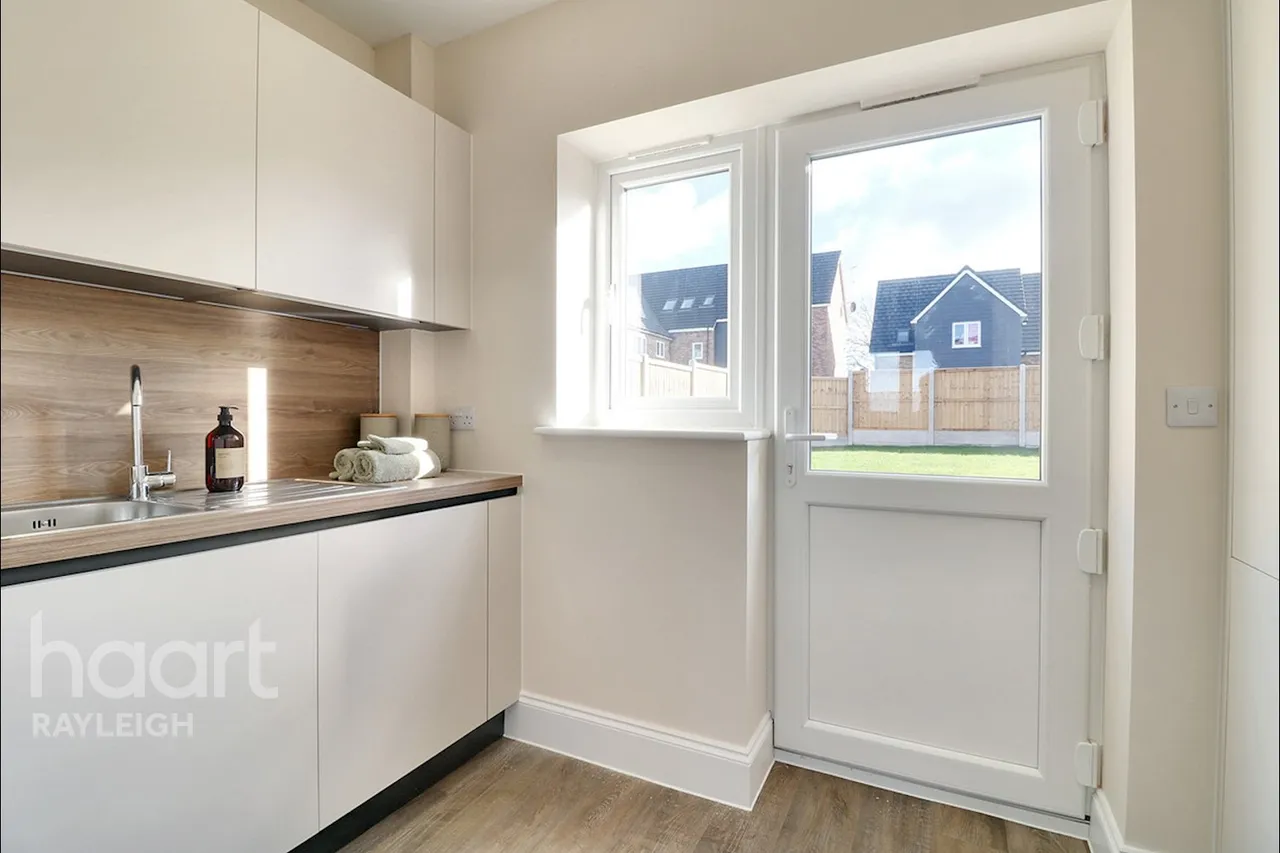 Cornfield Way, Rayleigh, SS6, photo 8