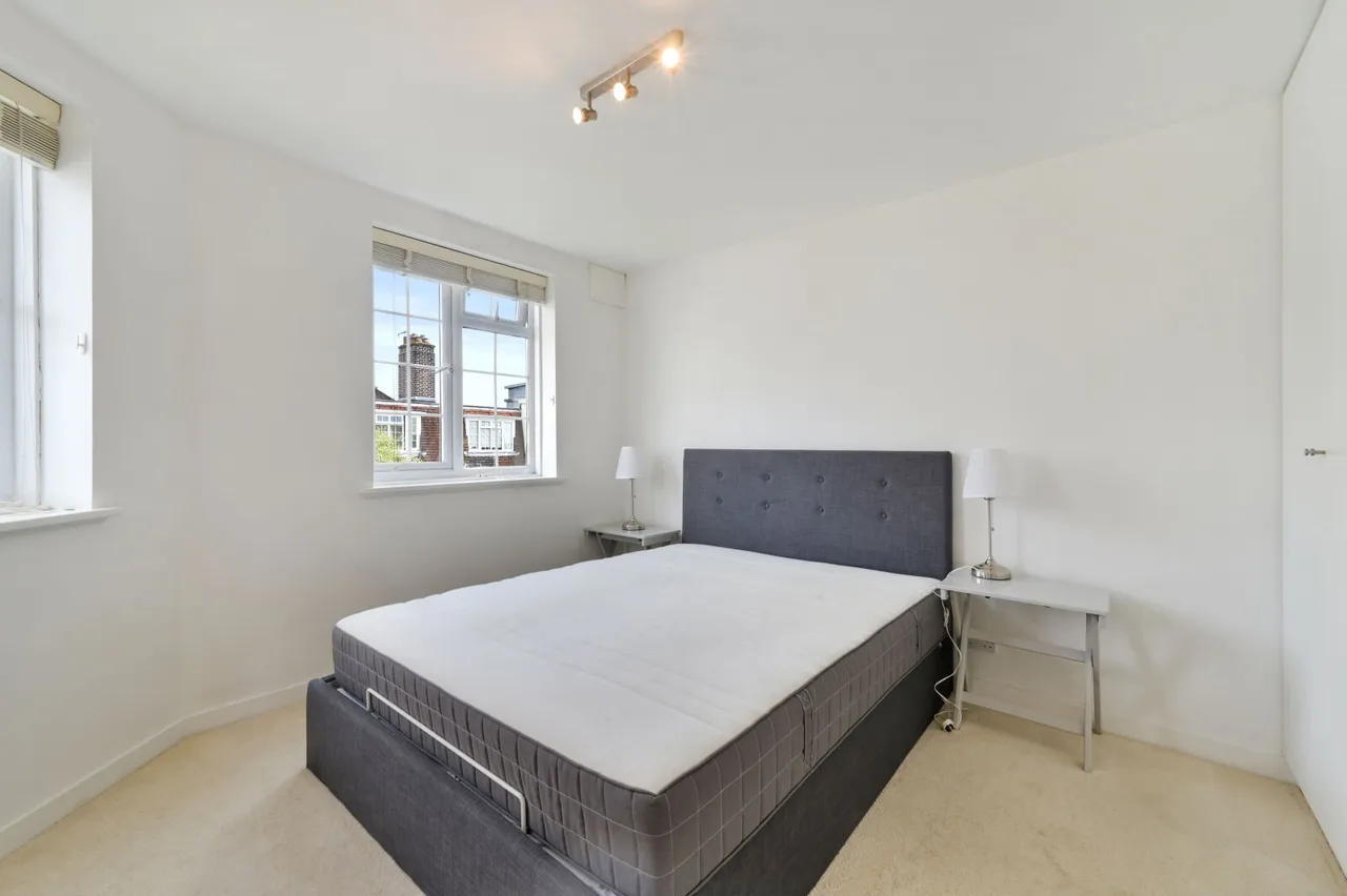 Spencer Road, London, SW20, photo 2