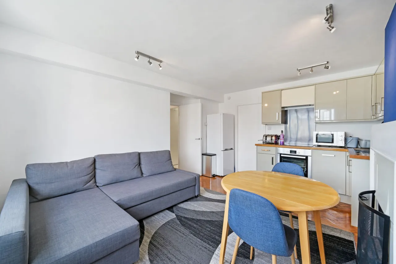 Spencer Road, London, SW20, photo 11