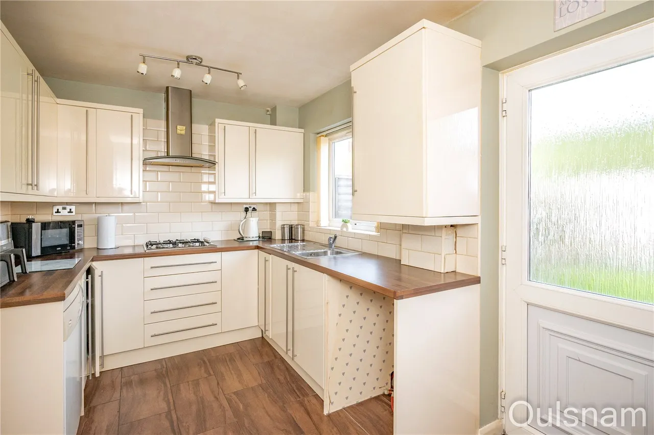 Crabtree Drive, Bromsgrove, Worcestershire, B61 8NX, photo 3