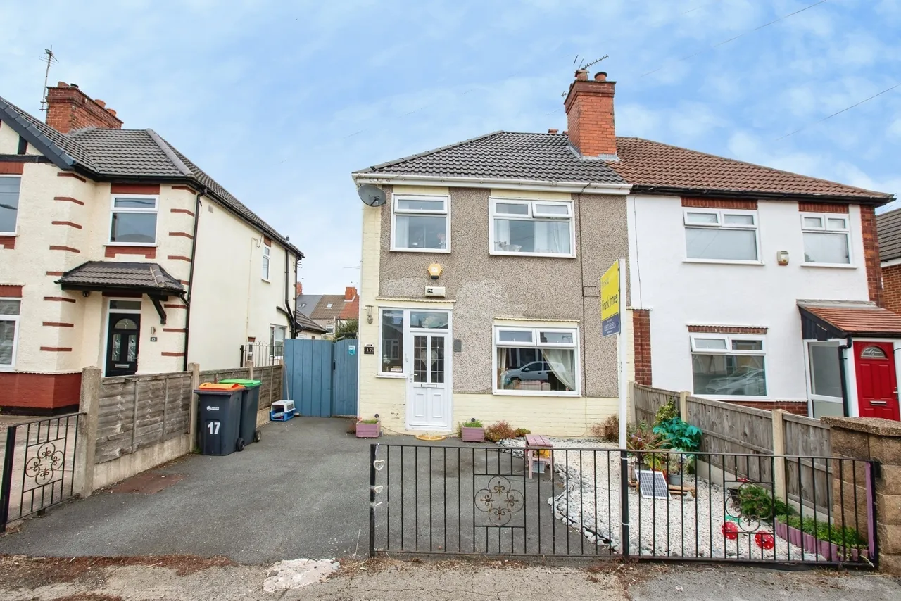 3 bed house for sale, Stuart Street, Sutton-in-Ashfield, NG17