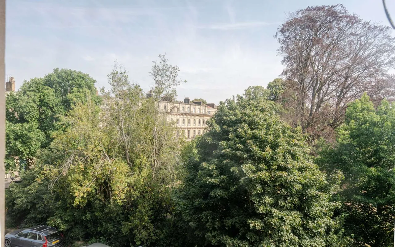 Victoria Square, Clifton, BS8, photo 8