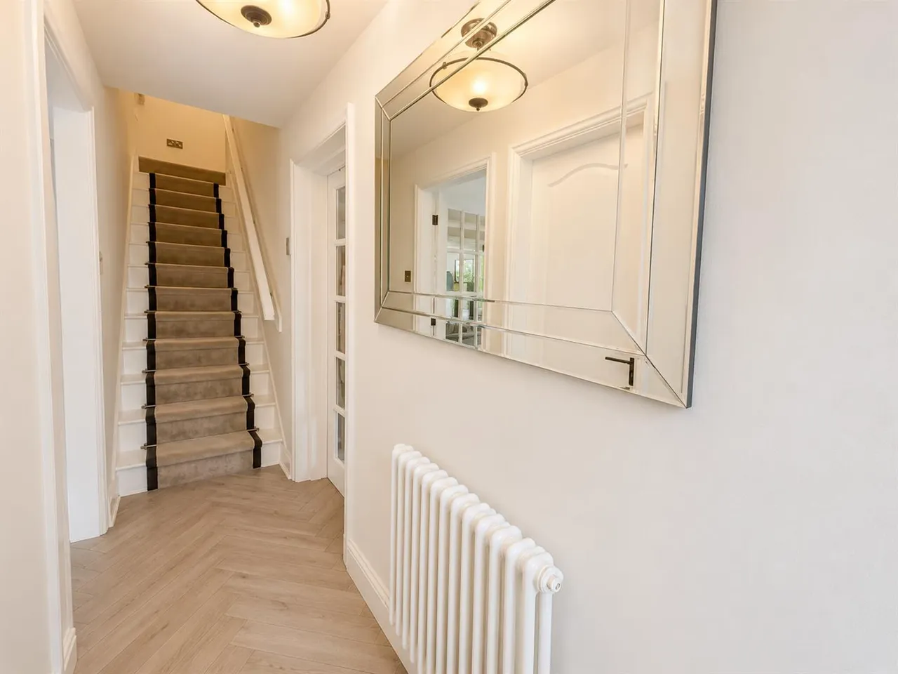 St. James Drive, Sale, M33, photo 14