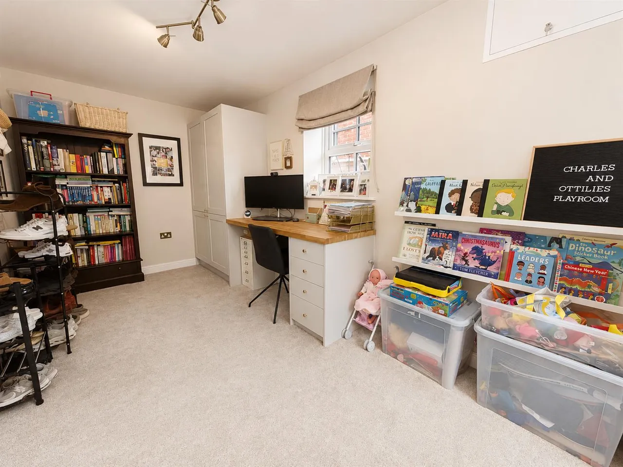 St. James Drive, Sale, M33, photo 12