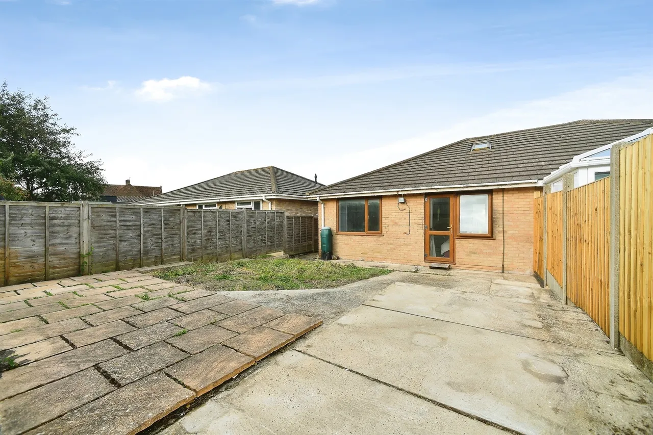 Cornwall Avenue, Peacehaven, BN10, photo 12