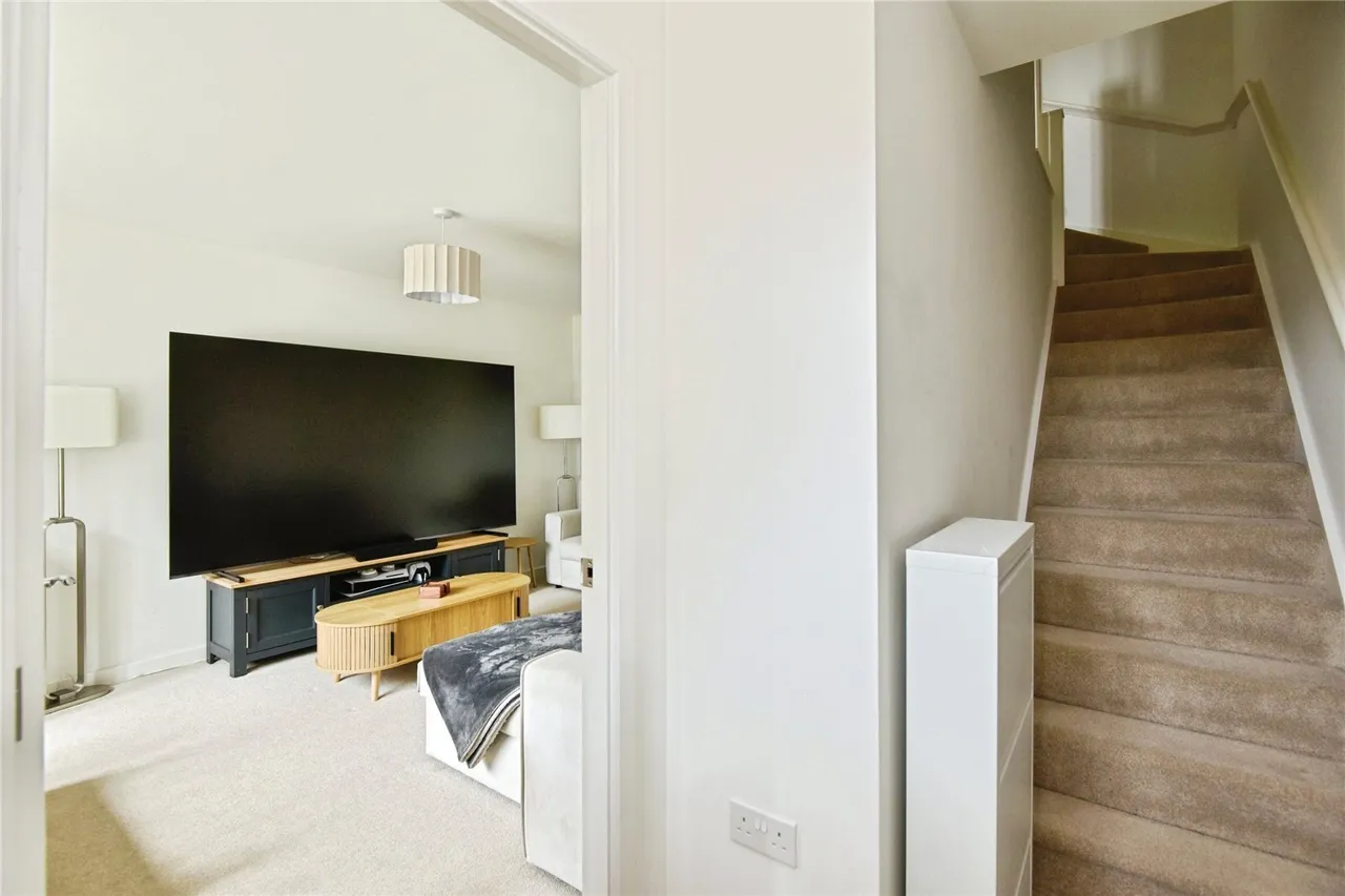 Magnus Drive, CW12, photo 2