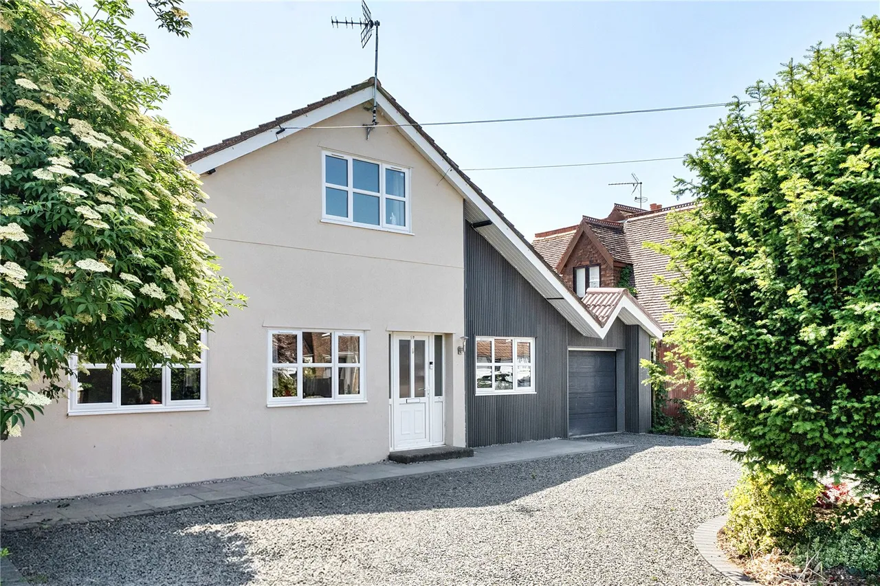 Ouseley Road, Wraysbury, TW19, photo 17