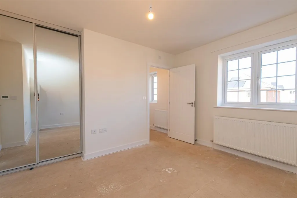 Litchfield Drive, Higham Ferrers, photo 7