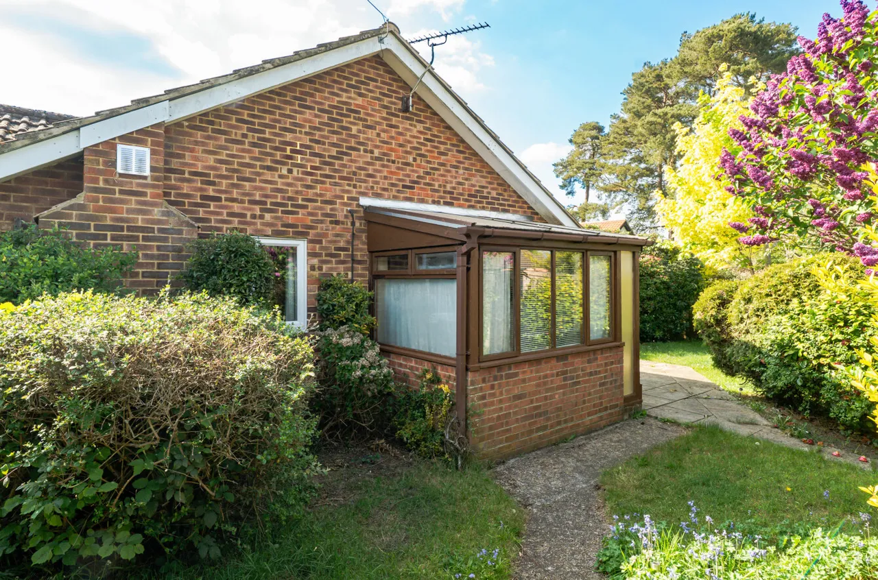 Heath Close, Hindhead, GU26, photo 13