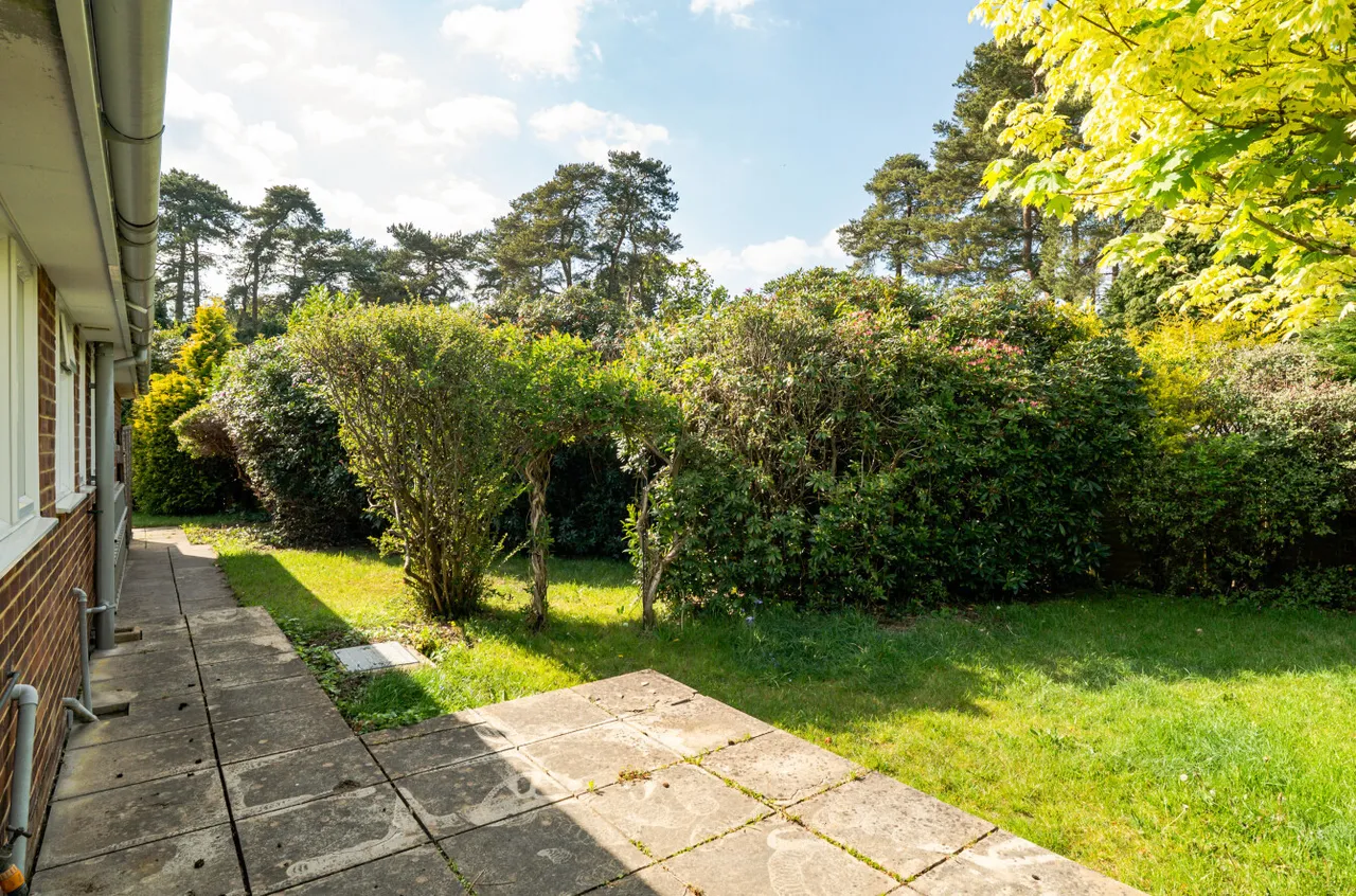 Heath Close, Hindhead, GU26, photo 4