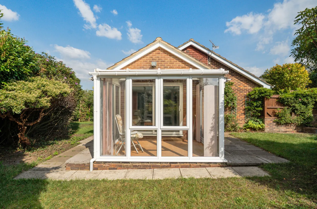 Heath Close, Hindhead, GU26, photo 3
