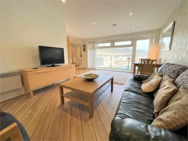 Kings Road, Swansea, West Glamorgan, SA1 8PP, photo 2