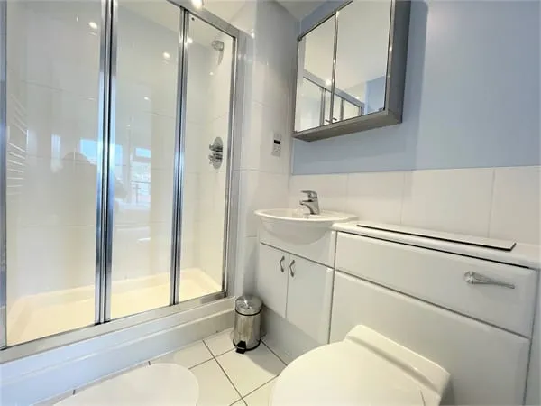 Kings Road, Swansea, West Glamorgan, SA1 8PP, photo 8