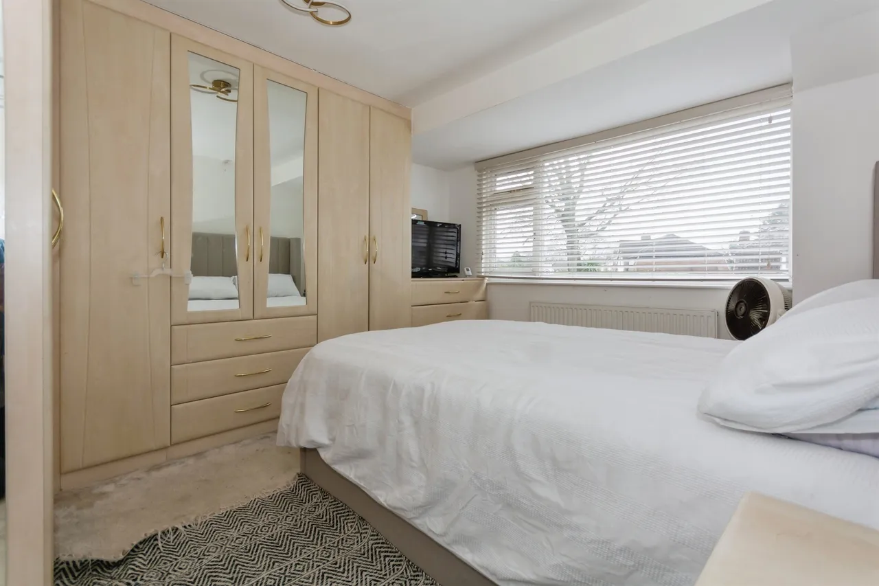 Bronte Farm Road, Shirley, Solihull, photo 11