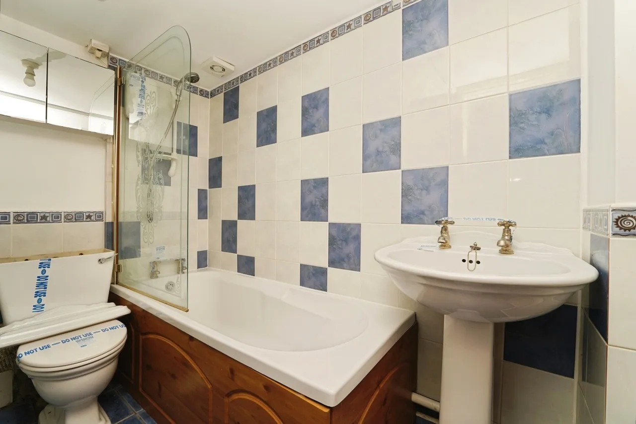 Portland Place, Cheltenham, GL52, photo 8